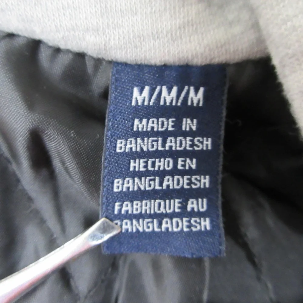 Wrangler brand red
